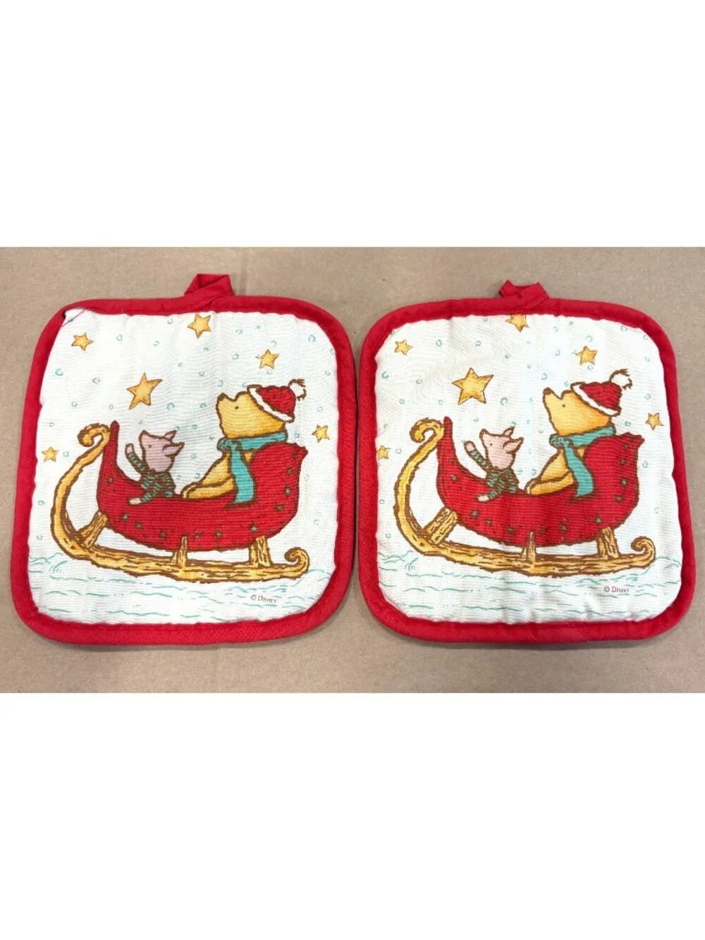 Classic Winnie The Pooh Piglet Holiday 2 Pot Holders Disney Quilted Red  8x8